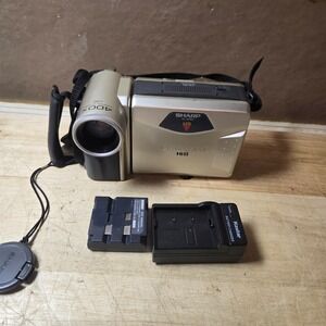 Vintage Sharp VL-AH50 Viewcam Hi8 Camcorder Flip-Out Screen  READ